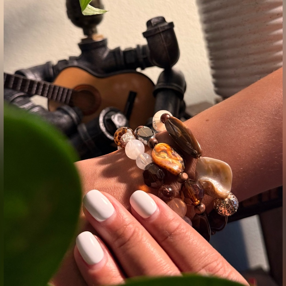 Chic Multicolor Beaded Bracelet - image 1